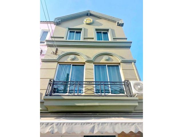 โรบินสัน พาราไดซ์ พาร์ค 1.9กม. MRTศรีนครินทร์38 ศรีนครินทร์ 3ชั้น