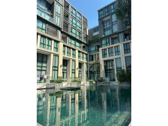ขายคอนโดใหม่ 8 ชั้น ( ปลอดภัยแผ่นดินไหว ) ชื่อโครงการ : ดิยูนิค่ะ หรู สไตล์ doplex มี 3 ชั้น  3 ห้องนอน ( ชั้นที่ 6-7-8