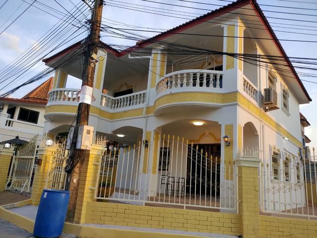 บ้านเดี่ยวสองชั้นให้เช่า/ขาย ซอยอรุโณทัย