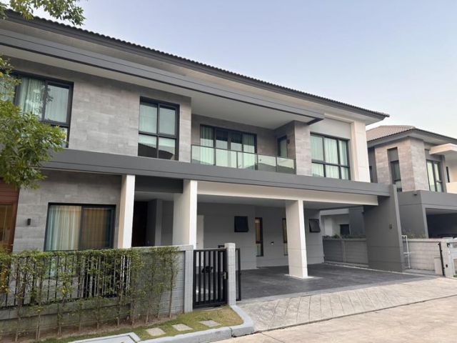 ให้เช่าบ้านเดี่ยว 2 ชั้น บ้านสวย หลังใหญ่ ตกแต่งครบ พร้อมเข้าอยู่ บางกรวย นนทบุรี โทร 0895514460