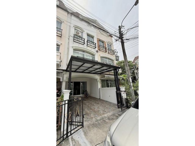 BH3542ให้เช่าทาวน์เฮาส์ 3ชั้น บ้านกลางเมืองเดอะปารีส พระราม 9-ราม