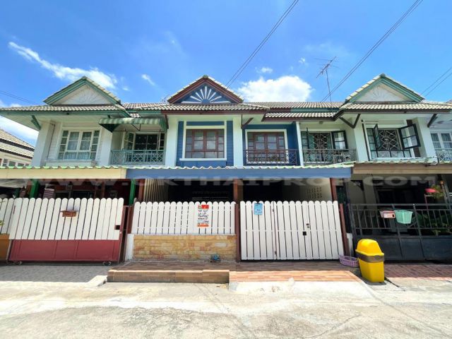 ทาวน์เฮ้าส์ หมู่บ้านพฤกษา14B ถ.วัดลาดปลาดุก บางบัวทอง