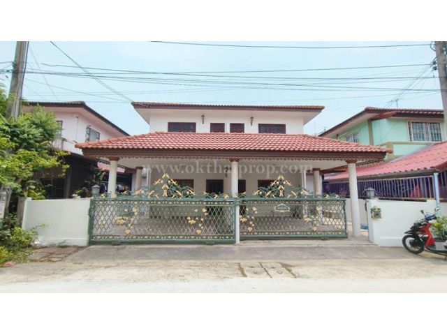 บ้านแฝด หมู่บ้านพระปิ่น 3 ติดถนนกาญจนาภิเษก บางใหญ่ นนทบุรี