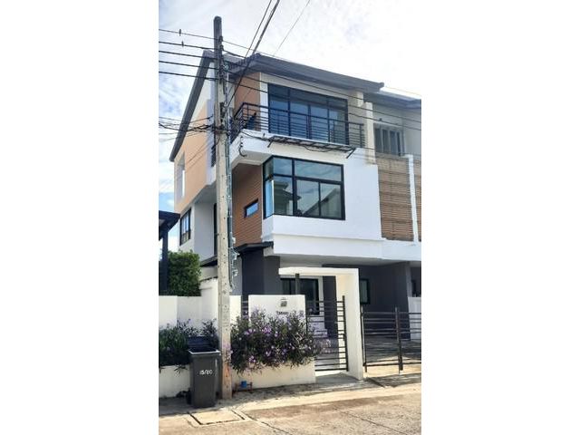 ให้เช่าบ้านแฝด 3ชั้น โครงการเวอรีเดียน ราชพฤกษ์ บางรักน้อย นนทบุร