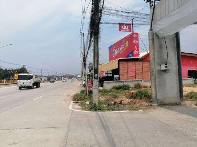 ขายที่ดิน​ติดถนน​เชียงใหม่พร้าว​ตรงข้ามโรงเรียนบ้านเจดีย์แม่ครัว