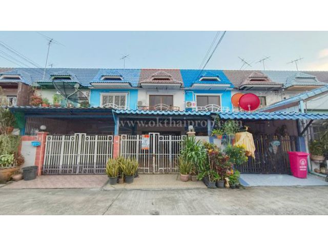 ทาวน์เฮ้าส์ หมู่บ้านมนวดี พาร์ค2 ถ.วัดลาดปลาดุก บางบัวทอง นนทบุรี