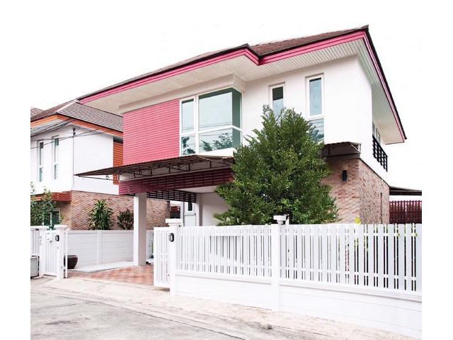ขายบ้าน 2 ชั้น 56 ตรว. หมู่บ้านระเบียงสวน 5 ถนนราษฎร์พัฒนา ซอยมิส