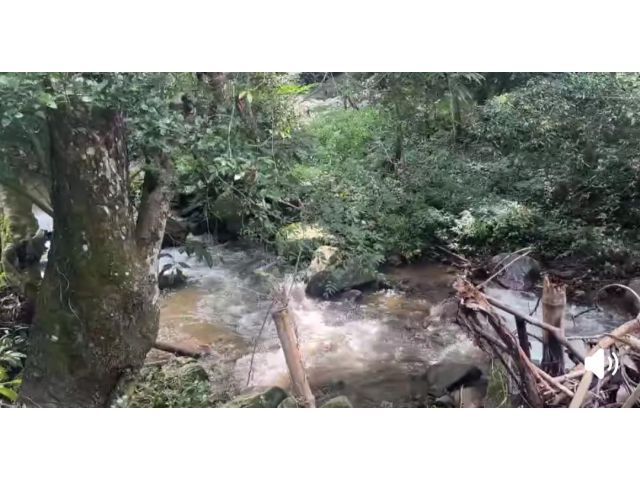 ขายที่ดินติดลำธารน้ำหน้าติดถนนโฉนดพร้อมโอน