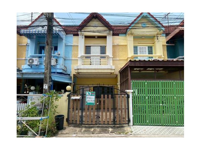 ขายทาวน์เฮ้าส์2ชั้นหมู่บ้าน มารวย 2 ถนนพหลโยธิน 54/1