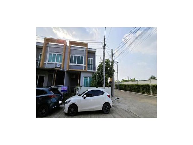 ขาย ทาวน์โฮม หมู่บ้าน เอสเกต2 บางบัวทอง กาญจนาภิเษก 26.7 ตร.ว. ทำ