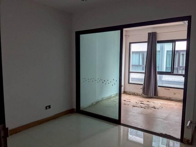 ขายคอนโดราคาถูก ต่ำกว่าทุน B-Live Condo ติวานนท์ ขนาด 28 ตร.ม. โอกาสทอง! สำหรับนักลงทุน ในทำเลศักยภาพ สาวก Flipping