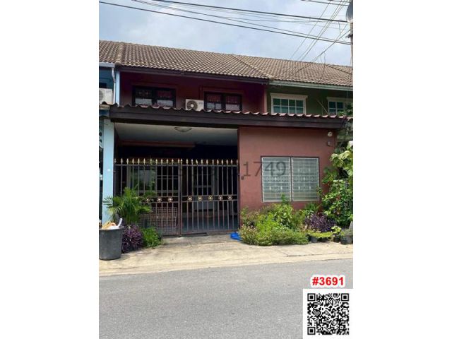 เช่า บ้าน ทาวน์เฮาส์ หมู่บ้าน นภาวัลย์ ซอยพหล 54/2 ใกล้รถไฟฟ้า คูคต พร้อมอยู่