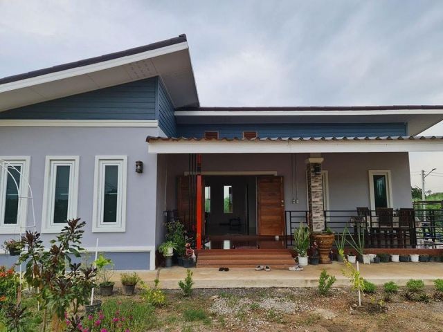 บ้านสวน 2หลัง พร้อมที่ดิน เนื้อที่ 2ไร่ บรรยากาศดี วิวภูเขา อยู่ในแหล่งชุมชน️