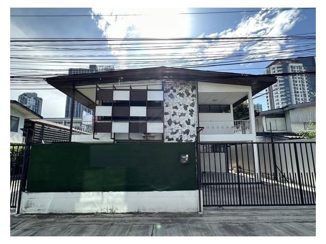 ให้เช่าบ้านเดี่ยว 2 ชั้น 100 ตรว. 5 นอน สุขุมวิท 64 ใกล้ BTSปุณณว