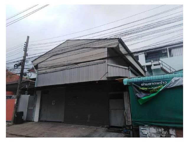 ให้เช่าโกดังย่านซอยสังคมสงเคราะห์ลาดพร้าว พื้นที่ใช้สอย 200 ตรม. บริเวณซอยสังคมสงเคราะห์ เขตลาดพร้าว กรุงเทพฯ เข้าออกเลี