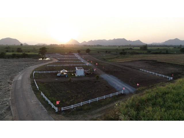 บริษัท อินสอนแลนด์ ที่ดินแบ่งขายวิวภูเขา360 องศา เฟส2 999