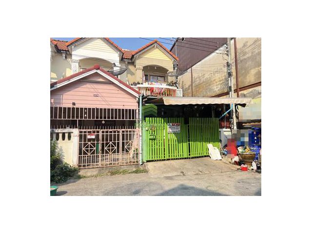 ขายทาวน์เฮ้าส์ ราคาถูก หมู่บ้านเทพารักษ์ กม.25 บางเสาธง เนื้อที่ 21.80 ตร.ว แปลงริม ทำเลดี