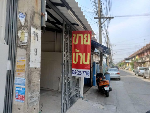 ขายทาวน์เฮ้าส์ 2ชั้น ม.หนองแขม ใกล้ตลาด คุณตาพลอย มีร้าน7-11 มินิบิ๊กซี เขตหนองแขม จังหวัดกรุงเทพมหานคร