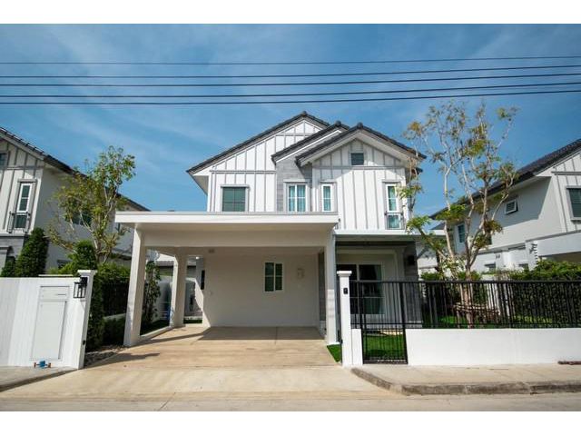 ให้เช่า ทาวน์โฮมและบ้านเดี่ยว Villaggio 3 ศรีนครินทร์-บางนา