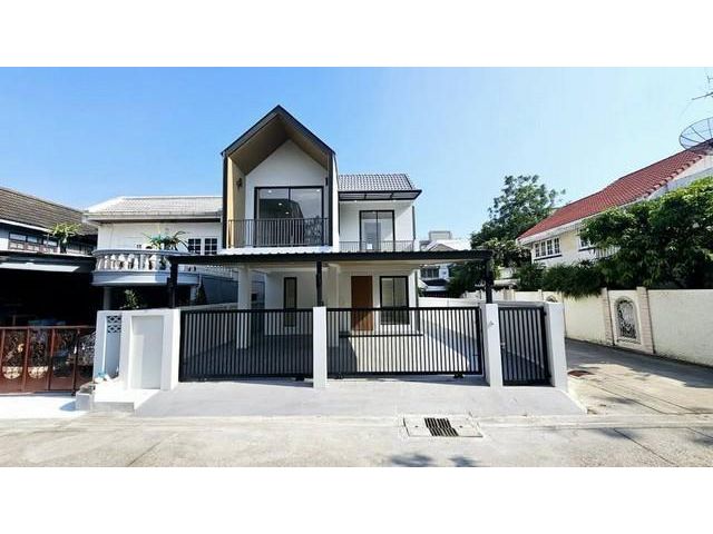 PB5251 ขายบ้าน หลังมุม เขตพระโขนง ซอยสุขุมวิท 60/1 ใกล้ BTSบางจาก