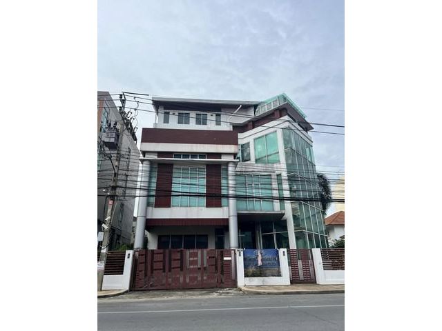 โฮมออฟฟิศ บางใหญ่ซิตี้  4 ชั้น 1000 ตาราเมตร