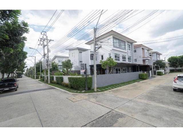 ให้เช่าบ้านเดี่ยว 3ชั้น หมู่บ้านคาซ่า แกรนด์ สุขาภิบาล5 ถนนสายไหม