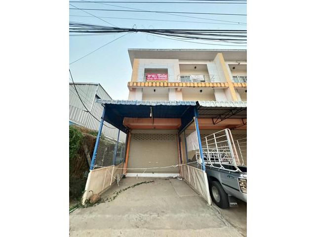 ขายขาดทุนอาคารพาณิชย์ 3 ชั้น ติดถนนสายแม่สอด-อุ้มผาง
