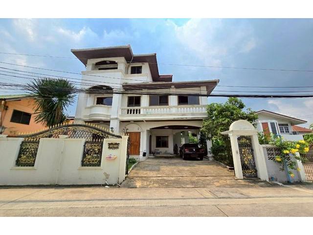 ขายบ้านเดี่ยว 3 ชั้น 95 ตร.ว. ซ.แจ้งวัฒนะ-ปากเกร็ด20   ใกล้รถไฟฟ้