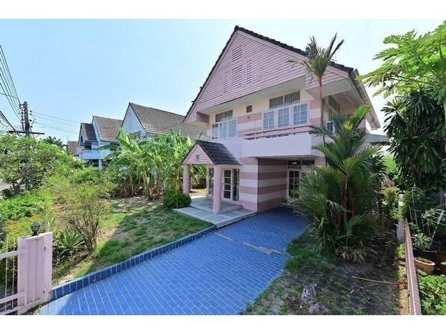 For Rent บ้านเดี่ยว 2 ชั้น หมู่บ้านโฮมเพลส รามคำแหง140 ใกล้ Lake ใกล้สระว่ายน้ำ และสนามเทนนิส