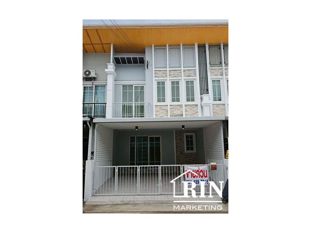 ขายถูก  ทาวน์โฮม โกลเด้น ทาวน์ ลาดพร้าว-เกษตรนวมินทร์ แต่งใหม่ สวย พร้อมอยู่  094-429-7915 (เปิ้ล)