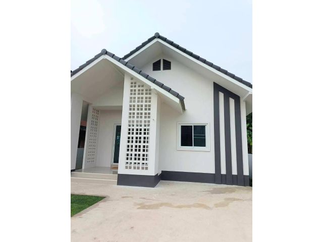 ขายบ้านเดี่ยว ชั้นเดียว บ้านสร้างใหม่!   เนื้อที่ 50 ตร.ว.