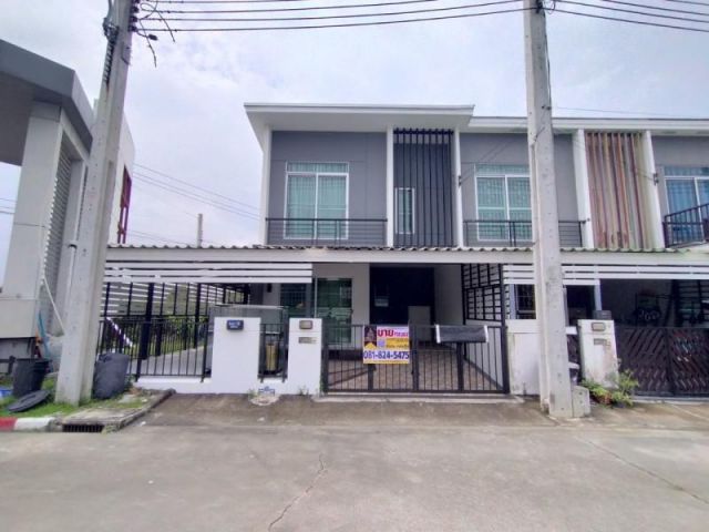 ขาย ทาวน์โฮม 2 ชั้น หลังมุม พฤกษา 86/2 ลาดกระบัง สุวรรณภูมิ ตกแต่งบิ้วอิน พร้อมเข้าอยู่