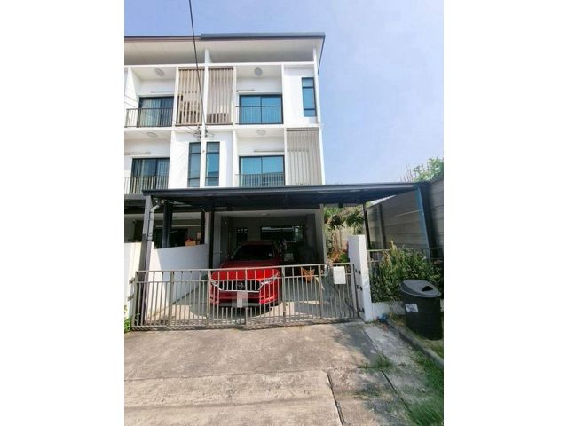 PP363 ขายทาวน์โฮม 3 ชั้น โครงการ พาทิโอ  PATIO ศรีนครินทร์-พระราม 9 ถนนกรุงเทพกรีฑา