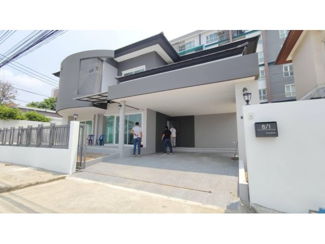 บ้านเดี่ยวศรีนครินทร์ ใกล้รถไฟฟ้า