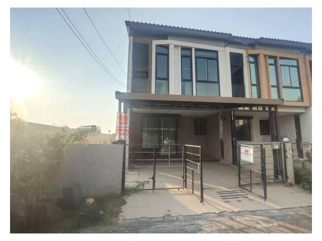 ขายทาวน์โฮม 2 ชั้น หลังริม 32 ตารางวา MY PLACE แจ้งวัฒนะ – ติวานน