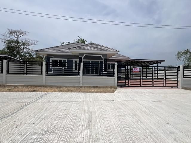 ขาย บ้านเดี่ยวชั้นเดียว  100 ตร.ว.  3 ห้องนอน  บ้านกุ่ม เพชรบุรี