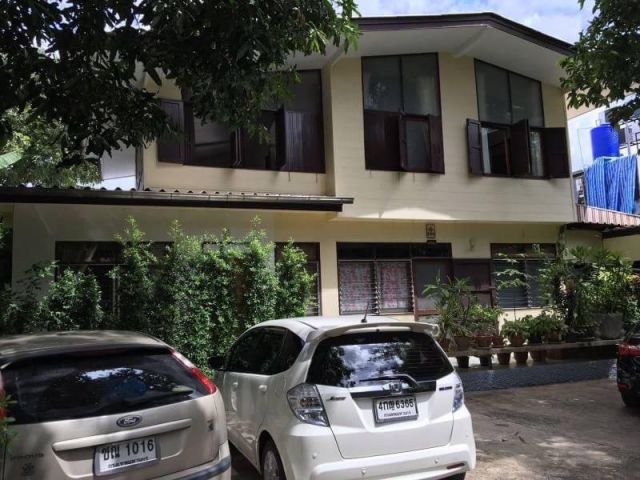 ห้องเช่ารายเดือน สาทร สวนพลู -  Many Trees Hotel