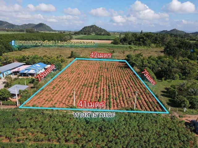 ที่ดินเนื้อที่ 2ไร่ น้ำไฟพร้อม วิวภูเขา ดินเหมาะปลูกทุเรียน บ้านสวน บ้านพักตากอากาศ️