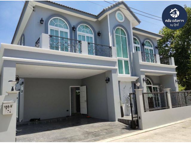 ขายบ้านเดี่ยว 2 ชั้น โครงการ Happiness Home ศรีราชาสไตล์อังกฤษ ใจกลางศรีราชา ยูนิตสุดท้าย ใกล้เซ็นทรัลศรีราชา