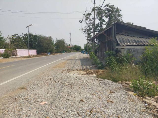 ขายที่ดิน 300ตรว.เหมา850000-ติดทางหลวงเด่นมะขาม ต.ห้วยม่วง อ.กำแพงแสน จ.นครปฐม.เหมาะทำบ้านพัก/ร้านค้า/ตึกพานิชย์/ห้องเช่า