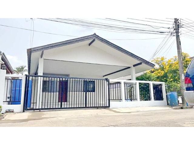 RAIS 3กม. Heathfield 2.9กม.บ้านเดี่ยวให้เช่า 4นอน 62 ตรว. 242ตรม