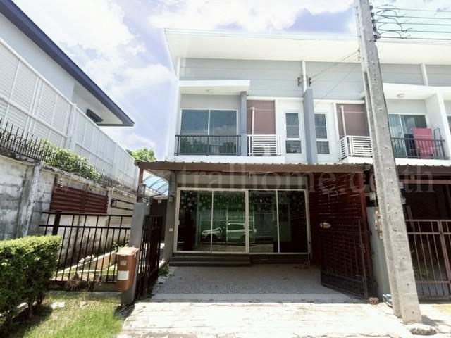 ทาวน์โฮม 2 ชั้น ศุภาลัย เบลล่า กิ่งแก้ว - ศรีนครินทร์ หลังริม