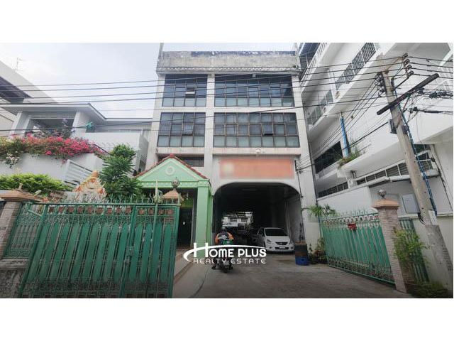 ที่ดินพร้อมโฮมออฟฟิศ 3 ชั้นและโกดังเก็บสินค้าถนนแฉล้มนิมิตร (ทำเลดีน่าลงทุน)