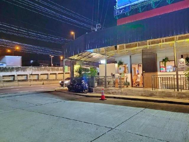 ร้านอาหาร บรม สาย2-3 ให้เช่า  ติดถนนใหญ่ 72ตร.ม.สายใต้ใหม่ 4กม.