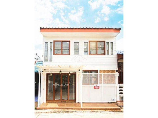 ขาย ทาวน์เฮ้าส์ รีโนเวทใหม่ หมู่บ้าน เฟรนชิฟ มัยลาภ Minimal Style เข้าได้ทั้ง เกษตร นวมินทร์ ถนนรามอินทรา 14 ประเสริฐมนู