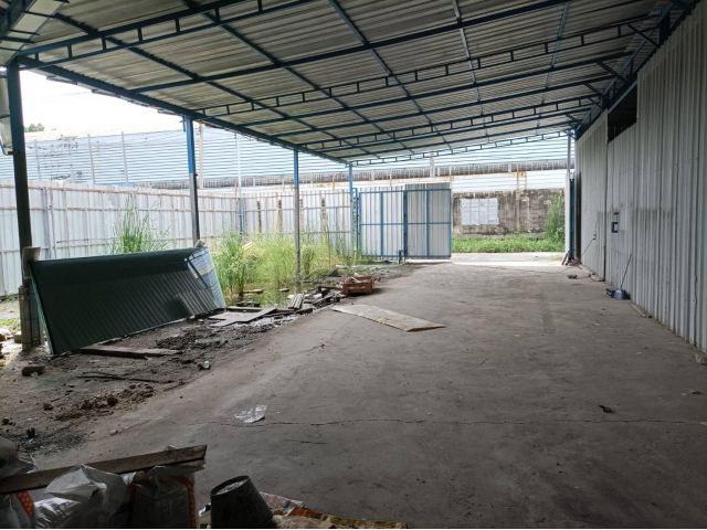 warehouse for long term rental 800 sqm. samutprakarn