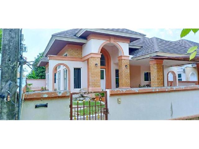 บ้านใหญ่มาก 2 ชั้น 105ตร.ว รร.นานาชาติสยาม 1.9 กม. ตลาดนานาเจริญ.