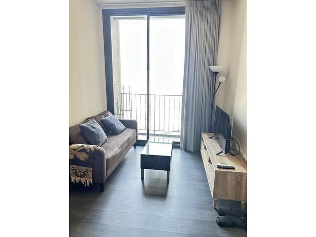 Edge Sukhumvit 23 safe