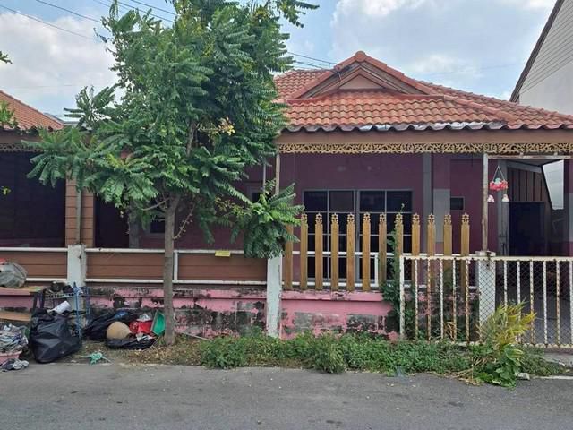 ขาย บ้านวรัญญาวิลเลจ(สุขใจ4) ขนาด 42 ตร.วา รีโนเวทต่อเติมเพิ่ม