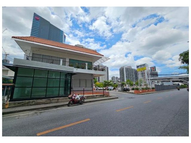 ให้เช่าพื้นที่หน้าร้าน  โชว์รูม สำนักงาน สุขุมวิท66 ใกล้ BTS อุดม